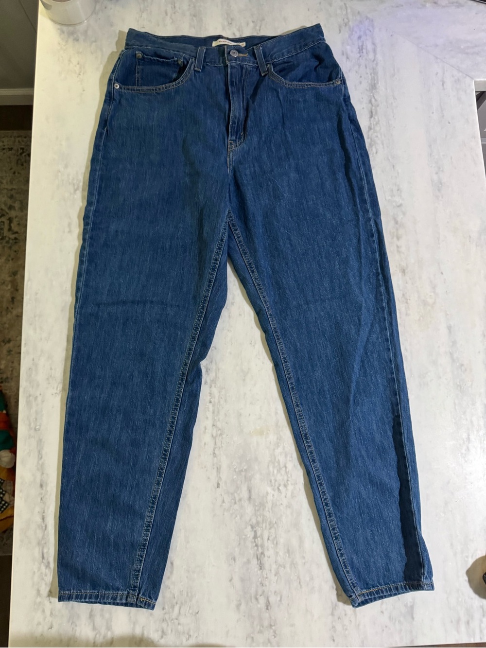Levi’s Classic High-Waist 80s Mom Jean Dark Wash Everyday Casual Denim 31